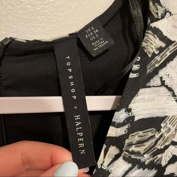 Topshop X Halpern marble design wrap dress 2 long sleeve v neck asymmetrical hem - Picture 4 of 6